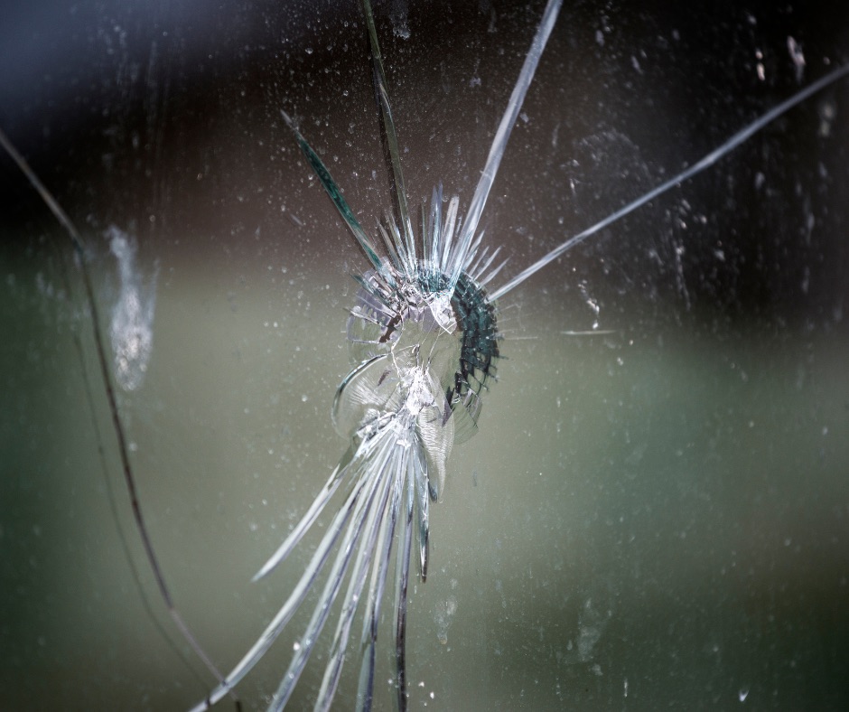 detail prestreleného skla