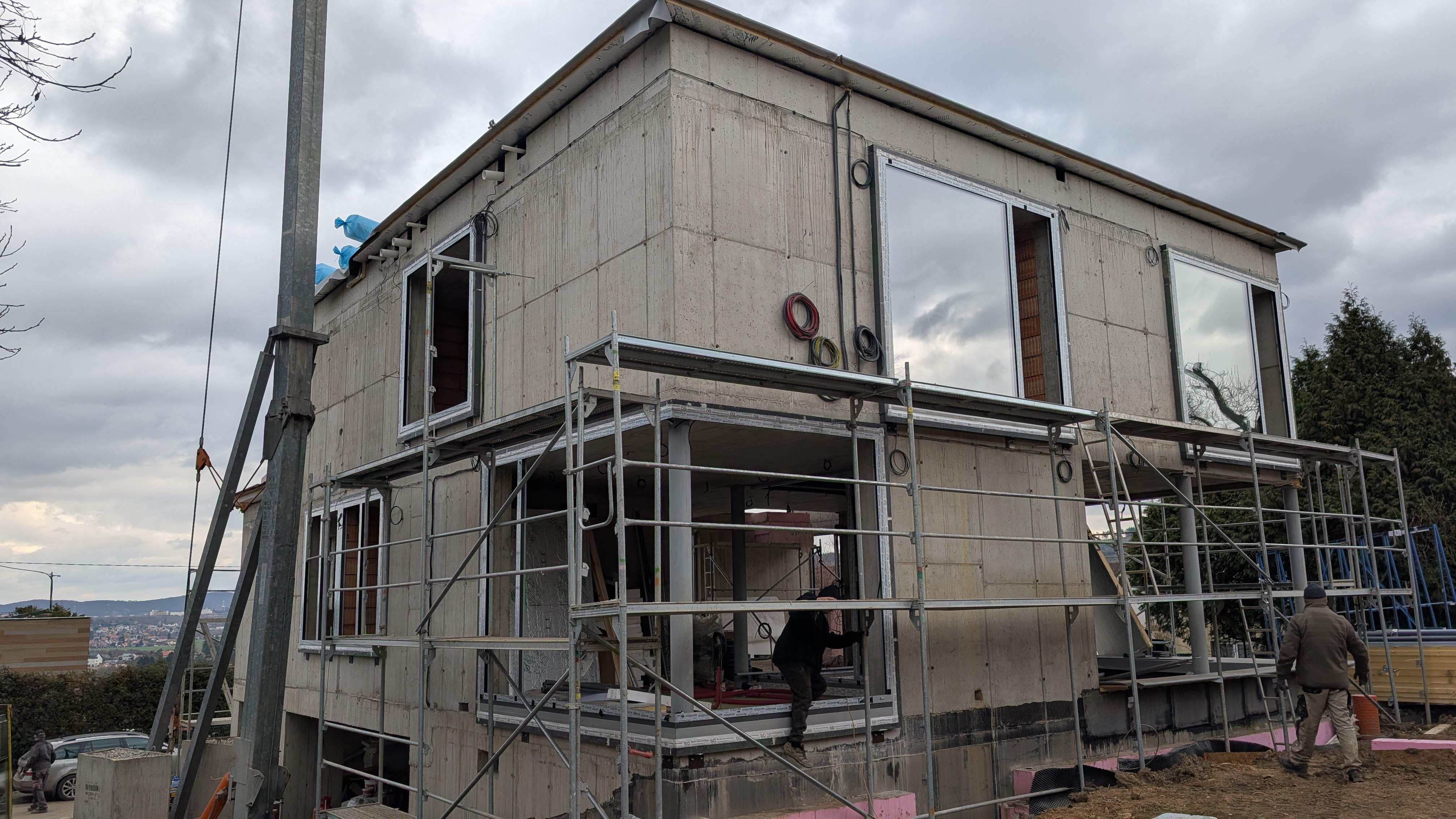 predsadená montáž na hrubej stavbe rodinného domu