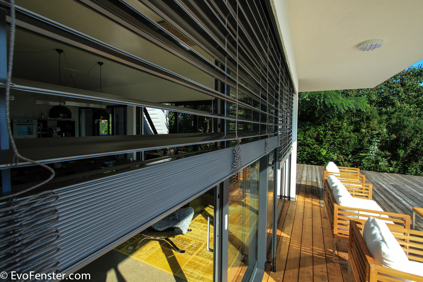 exterior blinds-detail